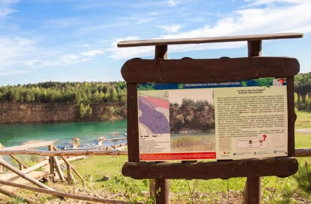 Lesny Zakatek Malediwy Spa Jaworzno Exteriör bild