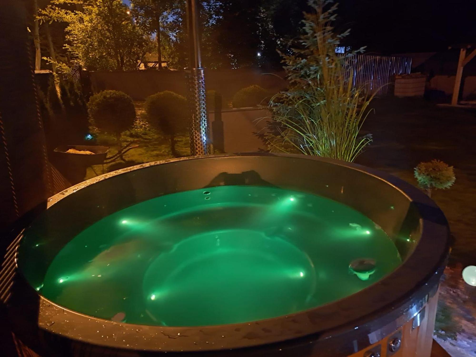 Lesny Zakatek Malediwy Spa Jaworzno Exteriör bild
